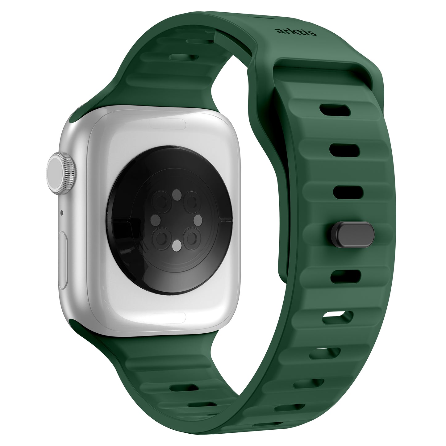 Das arktisband Apple Watch Silikonarmband „Active“ von arktisband wird von der Rückseite gezeigt und verfügt über ein silbernes Gehäuse, ein dunkelgrünes perforiertes Armband, ein atmungsaktives Design, einen sichtbaren Sensorbereich und einen sicheren Armbandverschluss.