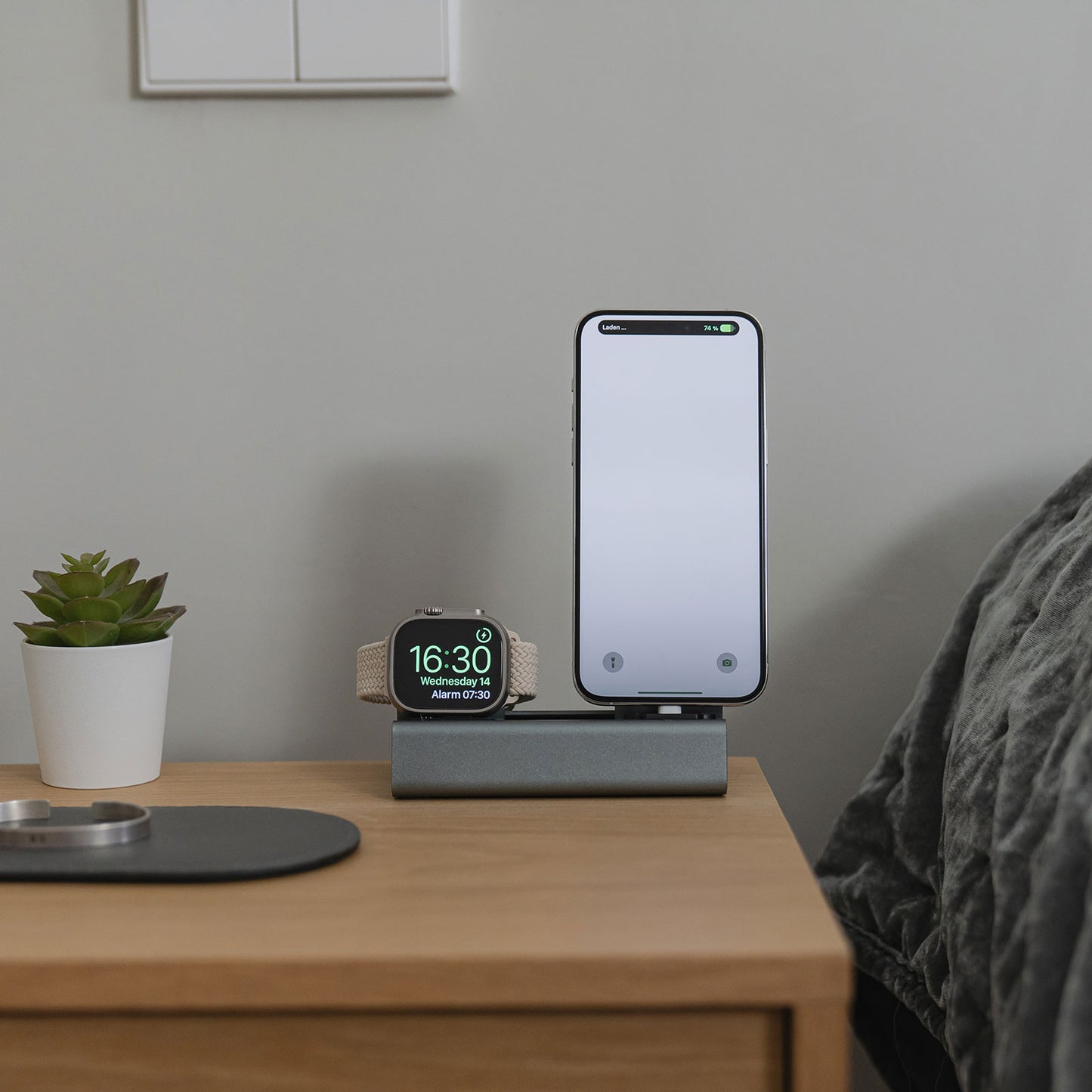 ArktisPRO Aluminium MULTIDOCK für iPhone, Apple Watch & AirPods