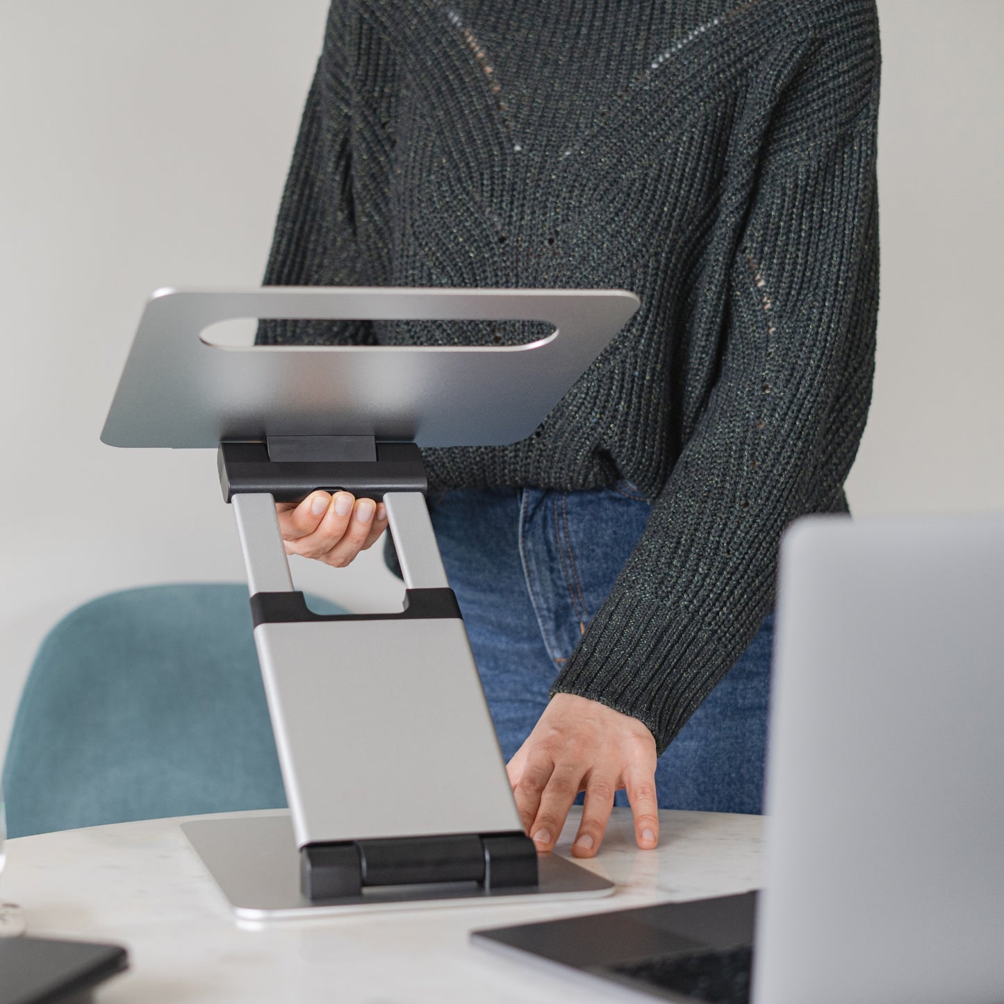 Lift AluStand - Ergonomischer MacBook Ständer