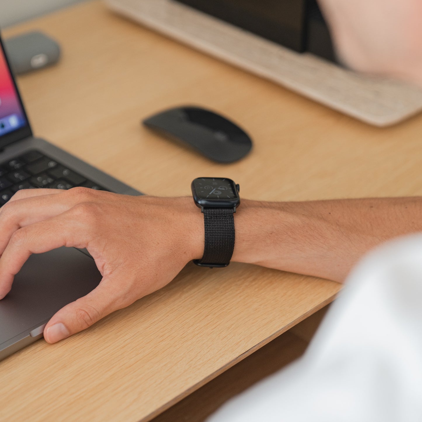 Aviato NATO Nylon Armband für Apple Watch