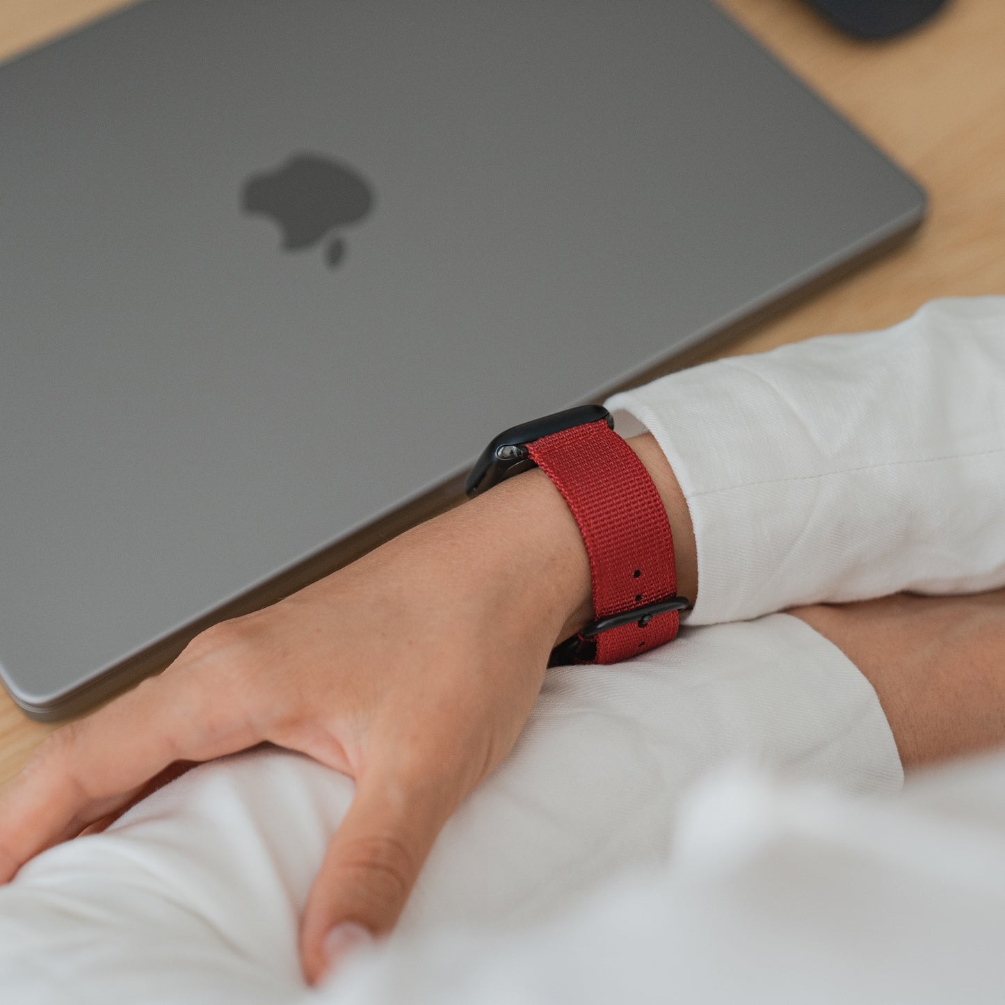Aviato NATO Nylon Armband für Apple Watch