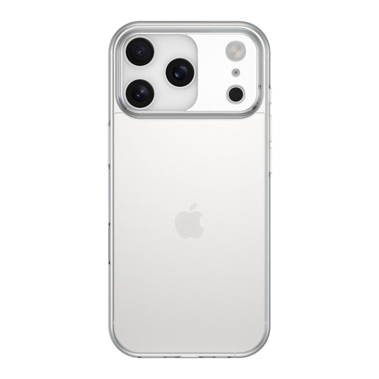 Ein silbernes iPhone mit dem arktis iPhone 17 Pro Max Invisible Air Case, einem stoßfesten transparenten Case von arktis, in der Rückansicht mit drei Kameralinsen und dem Apple-Logo.