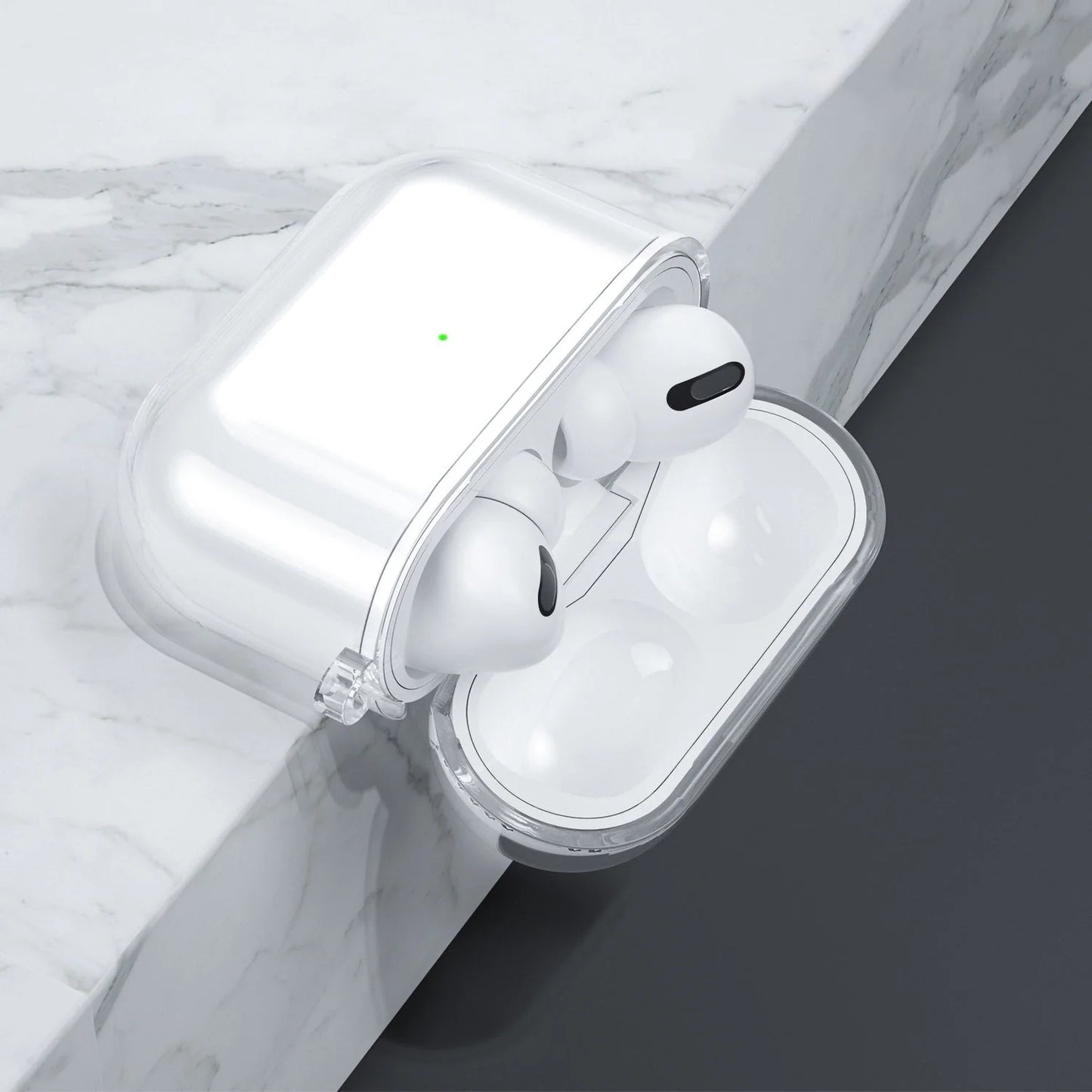 Weiße kabellose Ohrstöpsel in einem offenen arktis AirPods Pro 3 Invisible Air Case von arktis, platziert auf einer weißen Marmoroberfläche.