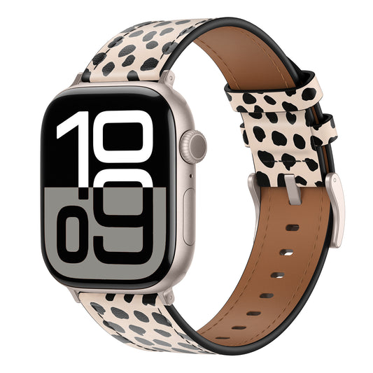 Das arktisband Apple Watch Lederarmband "Studio" kombiniert eine stylische große Digitalanzeige mit einem weißen Armband mit schwarzen Punkten - kompatibel mit allen Apple Watch und Lederarmband-Optionen für ein individuelles Design.