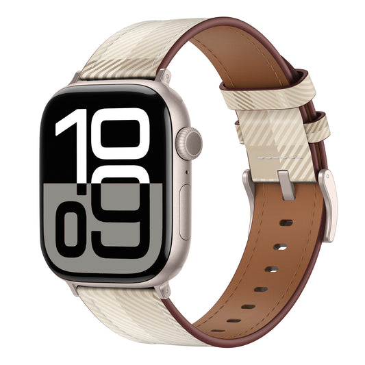 Das arktisband Apple Watch Lederarmband "Studio" hat ein beiges und braunes Lederarmband, das Ihrer Smartwatch ein individuelles Design verleiht und gleichzeitig die digitale Uhrzeit 10:09 auf dem Display anzeigt.