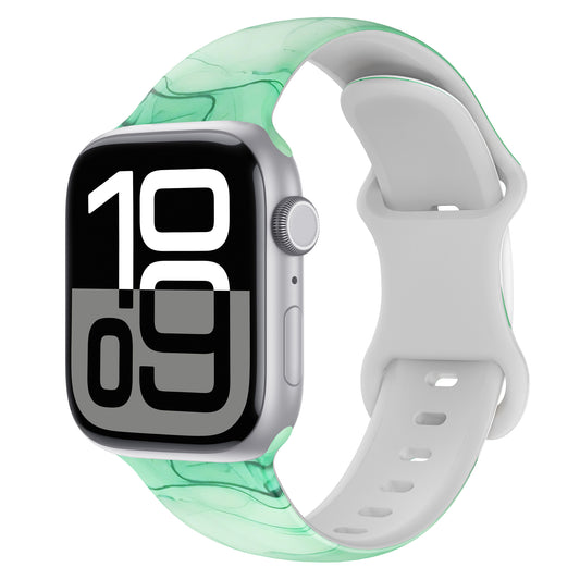 Das arktisband Green Marble Apple Watch Armband von arktisband besticht durch sein cooles weiß-grün marmoriertes Design - ideal für sportliche Aktivitäten mit der großen Digitalanzeige Ihrer Smartwatch.