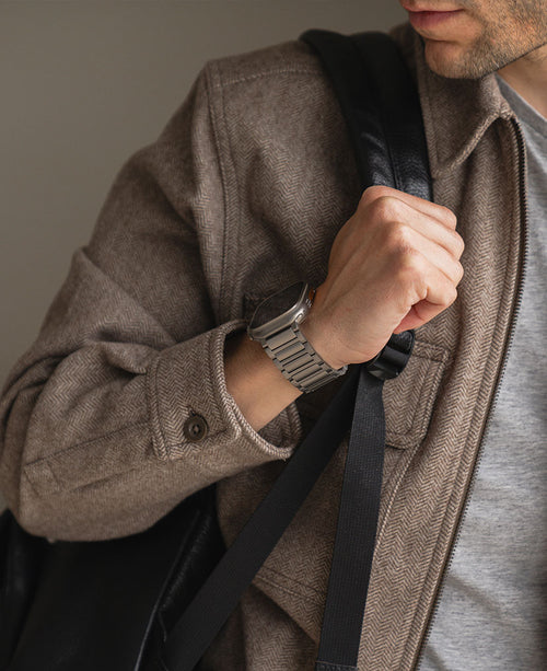 Apple Watch Ultra Titanarmband in Farbton Natur