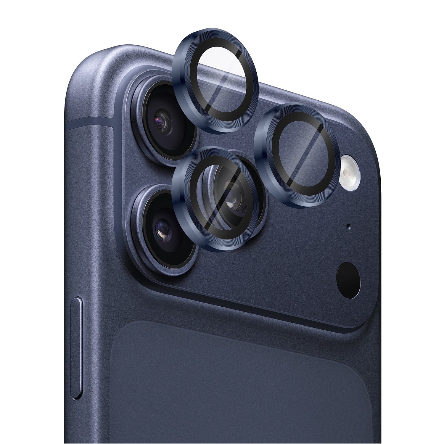 Nahaufnahme einer Smartphone-Kamera mit drei abnehmbaren Objektivdeckeln, die über den Linsen schweben und den hochwertigen Kamera-Schutz von arktis hervorheben, wie z.B. den arktis iPhone 17 Pro Lens Protector für hervorragenden iPhone 17 Pro Schutz.