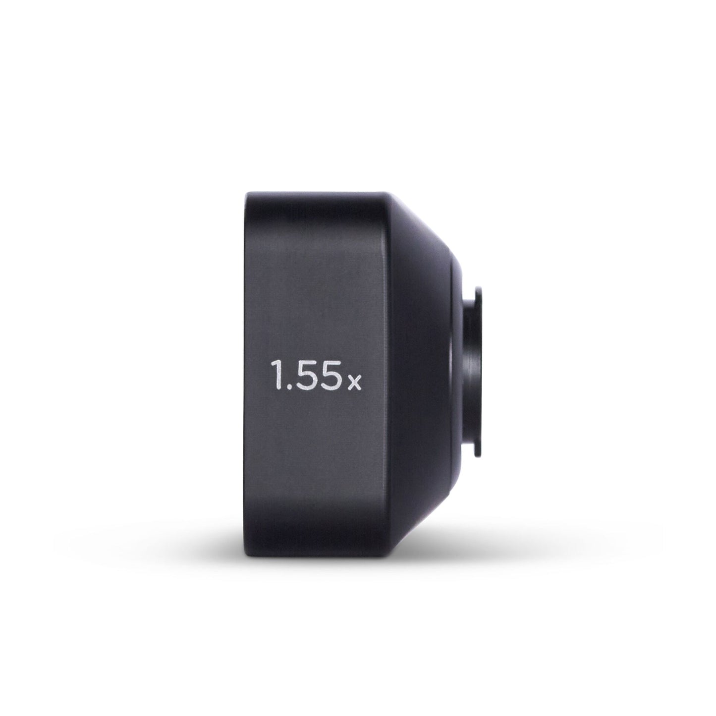 Seitenansicht des MOMENT 1.55x Anamorphot-Objektivs der T-Serie, Gold Flare Edition, entwickelt für Smartphone Filmkamera, dargestellt in schwarz mit der Aufschrift "1.55x" auf weißem Hintergrund.
