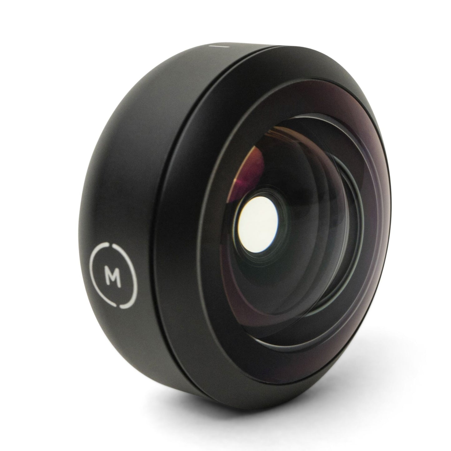 Das MOMENT 14mm Fisheye-Objektiv - T-Serie hat ein schwarzes Äußeres, ein weißes M-Logo und bietet ultraweite Fisheye-Ansichten - perfekt als iPhone-Kamera-Zubehör.