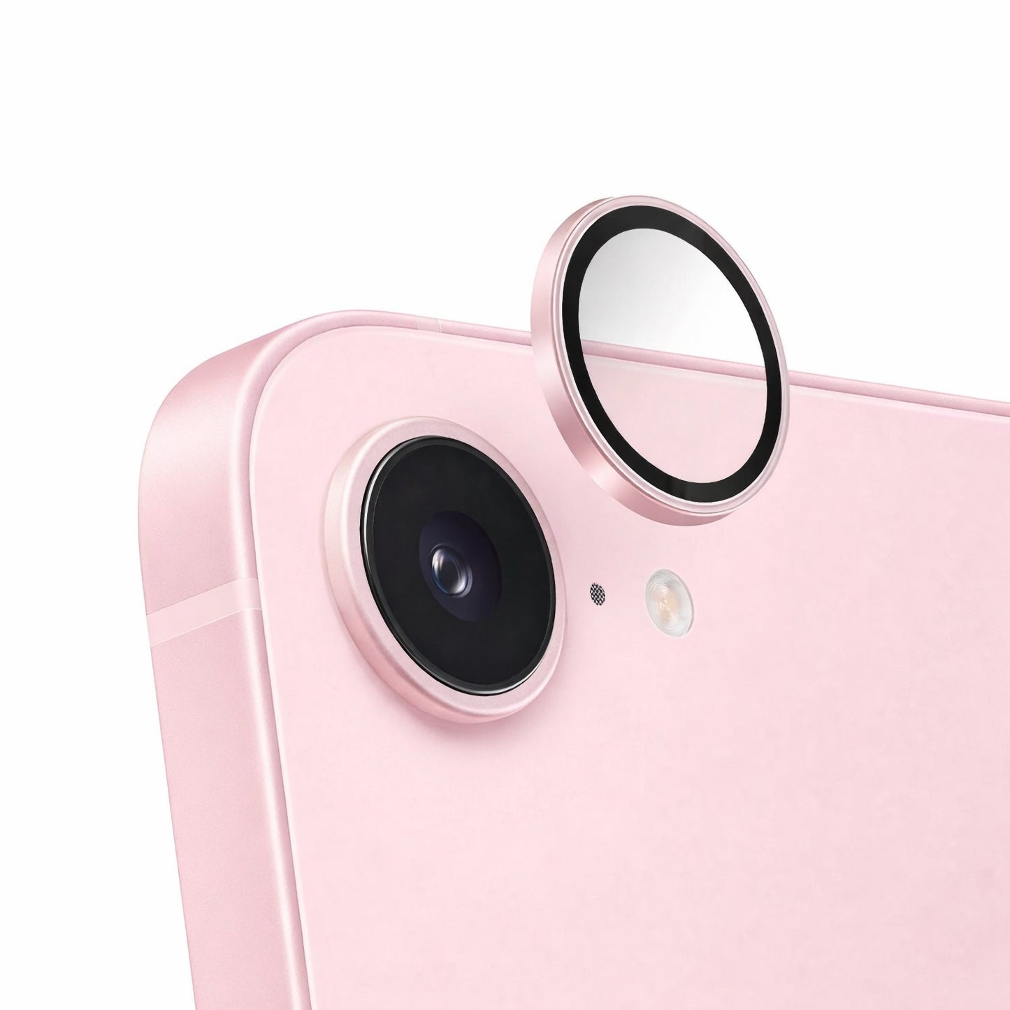 Nahaufnahme eines rosafarbenen Smartphones mit dem arktis iPhone 17e Lens Protector, bei dem die Aluminiumring-Linsenabdeckung über der Rückkamera abgenommen wurde.