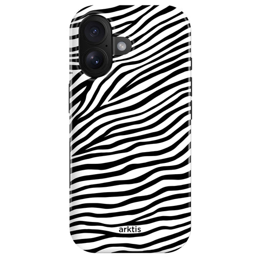 Die arktis iPhone 16 Hülle - Zebra von arktis verfügt über ein schwarz-weißes Zebrastreifen-Design, "arktis" Branding, stoßabsorbierendes TPU-Silikon und ist MagSafe kompatibel für einfaches Aufladen und stilvollen Schutz.