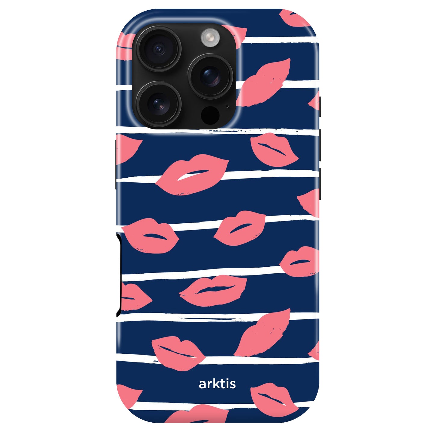 Die arktis iPhone 16 Pro Hülle - Kisses hat ein marineblaues Design mit rosa Lippen und weißen Streifen, ist stoßabsorbierend, MagSafe-kompatibel und trägt das arktis Logo am unteren Rand.