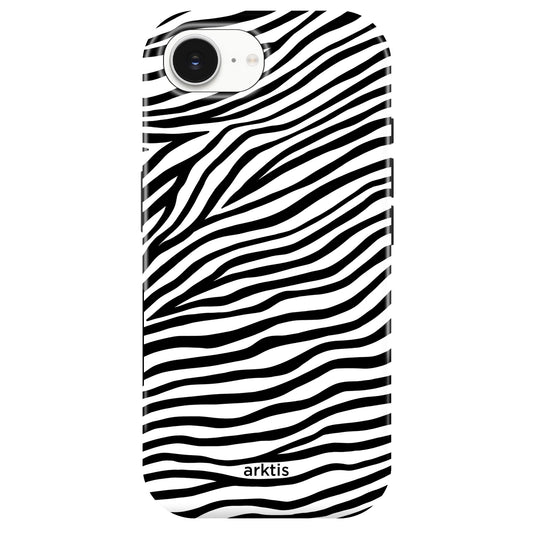 Die arktis iPhone 16e Hülle - Zebra verfügt über ein schwarz-weißes Zebradesign, "arktis" Branding, stoßabsorbierendes TPU-Silikon und ist MagSafe kompatibel für stilvollen, zuverlässigen Schutz.