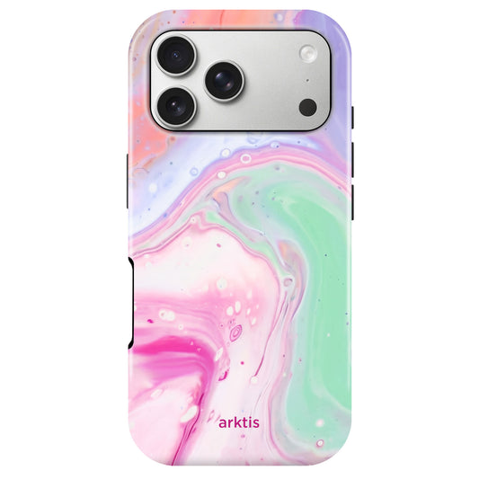 Die arktis iPhone 17 Pro Hülle - Neo Marble zeigt einen pastellfarbenen Marmorwirbel in Pink, Grün und Lila mit "arktis"-Branding. Sie besteht aus stoßabsorbierendem TPU-Silikon und ist MagSafe-kompatibel für stilvollen Schutz.