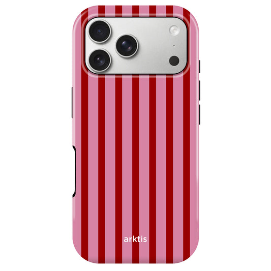 Die arktis iPhone 17 Pro Hülle - Stripes verfügt über rote und pinke vertikale Streifen, stoßabsorbierendes TPU-Silikon, drei Kameraausschnitte, "arktis" Branding an der Unterseite und ist MagSafe kompatibel.
