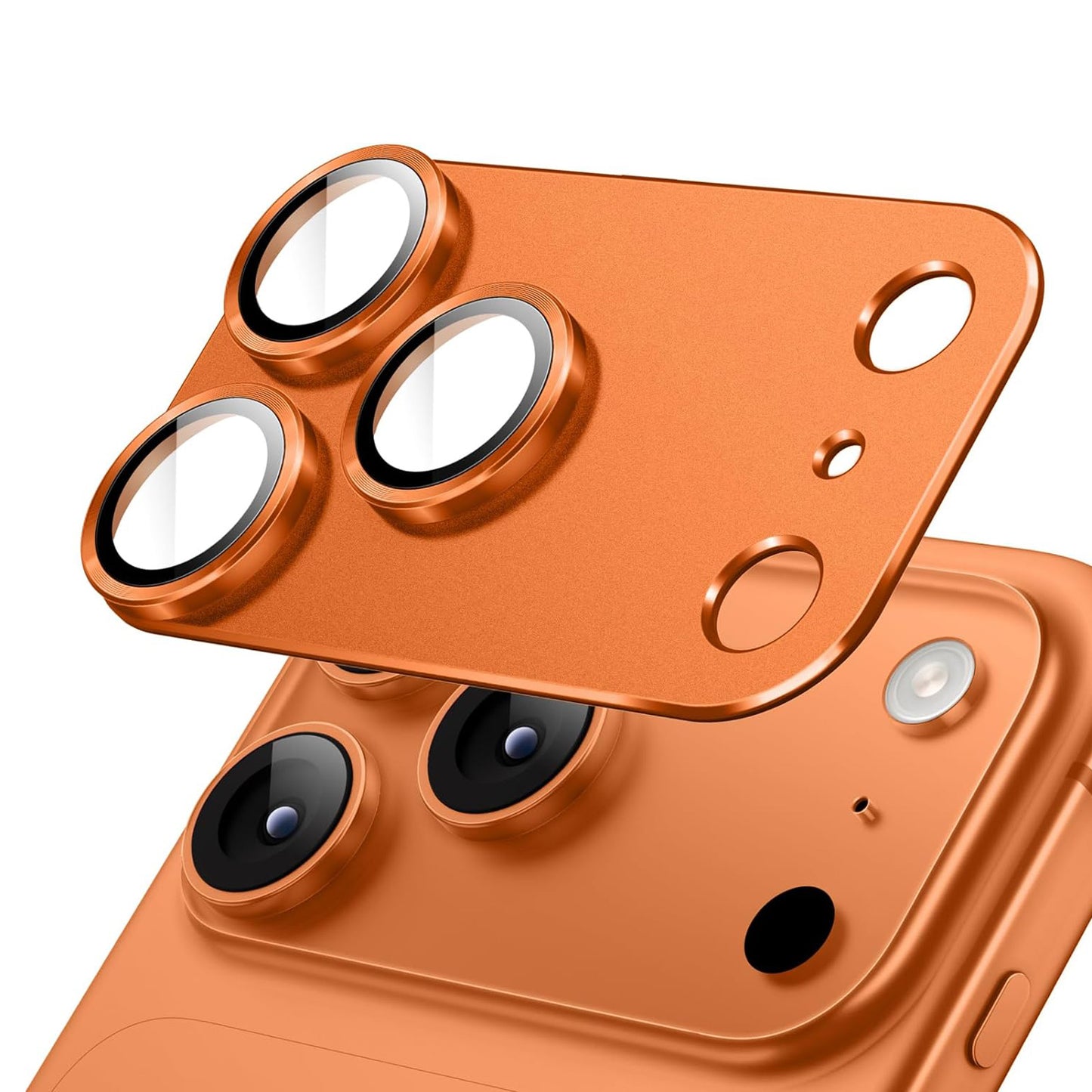 Eine Nahaufnahme eines arktis iPhone 17 Pro CamShield Kameraschutzes von arktis, der perfekt auf das Telefon ausgerichtet ist und einen nahtlosen Kameraschutz bietet.