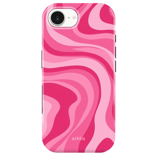 Die arktis iPhone 16e Hülle - Aura Pink hat ein abstraktes Wellendesign in Pink und Magenta, ein sichtbares arktis Logo an der Unterseite, ist MagSafe-kompatibel und besteht aus stoßabsorbierendem TPU-Silikon.