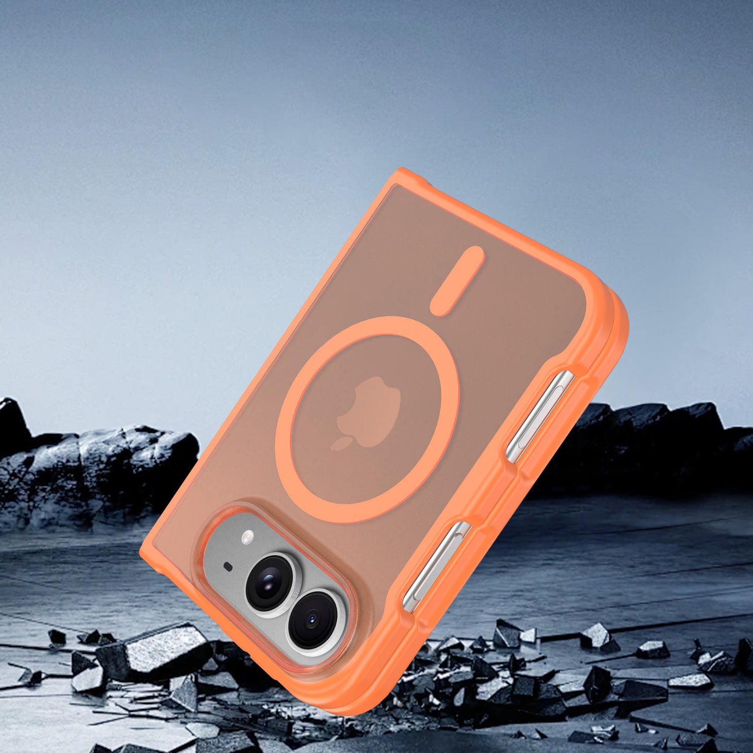 Orangefarbenes, halbtransparentes Arktis iPhone Duo Solid Case mit MagSafe und einem MagSafe-Ring auf der Rückseite.