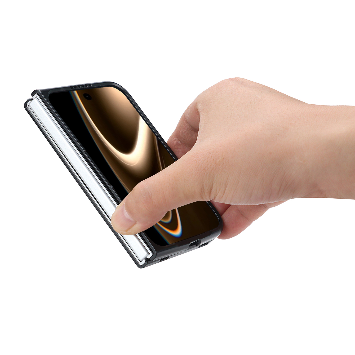 Eine Hand hält ein zusammengeklapptes Smartphone mit reflektierendem Display und einem sichtbaren Scharnier auf der linken Seite, das elegant in der „arktis iPhone Duo Classic Folio“ von arktis untergebracht ist, die aus hochwertigem Kunstleder gefertigt und vollständig MagSafe-kompatibel ist.