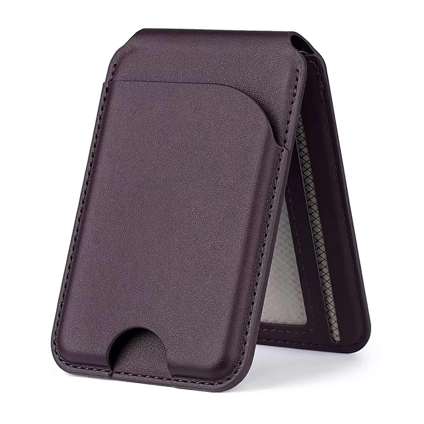 Ein dunkelbrauner arktis iPhone MagSafe Wallet Kartenhalter aus Kunstleder mit Kartenfach, im Zelt-Design geöffnet, kompatibel mit iPhone 12.