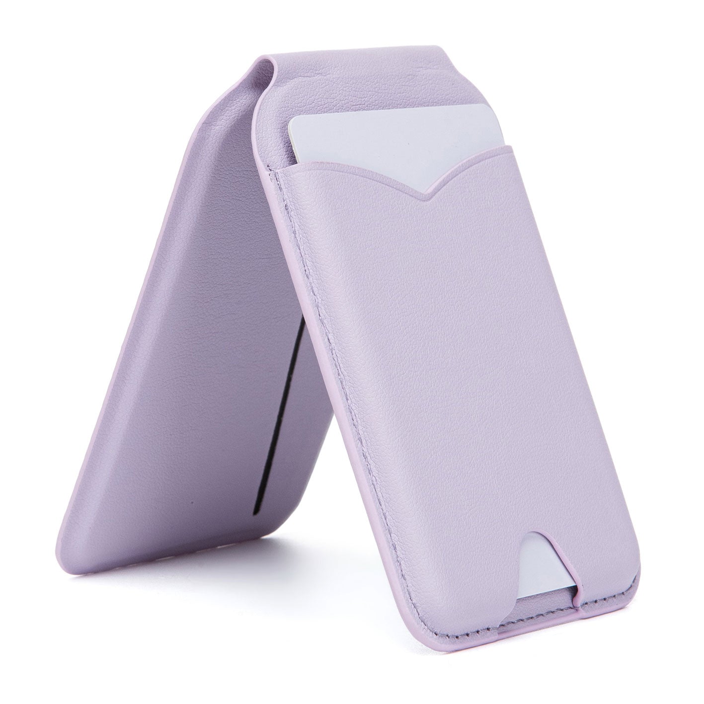 Der arktis iPhone MagSafe Wallet Kartenhalter mit Spiegel, ein lavendelfarbener Kunstleder-Geldbörsenständer von arktis, ist iPhone 12 kompatibel, MagSafe-fähig, fasst eine Karte, enthält einen Spiegel und steht offen auf einem weißen Hintergrund.