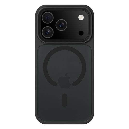 Arktis iPhone 17 Pro Solid Case mit MagSafe - schwarze, matte Schutzhülle, kompatibel mit MagSafe, zeigt Rückkamera und zentrales Apple Logo.