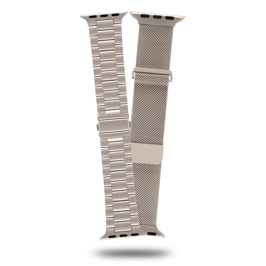 Zwei silberne Apple Watch-Metallarmbänder von arktis, das Set „arktisband Sparpaket ‚Metal‘“, werden vertikal angezeigt – eines im Gliederarmband-Arctica-Stil und das andere als Milanese-Schleife aus Mesh – auf einem weißen Hintergrund mit subtilem Schatten.