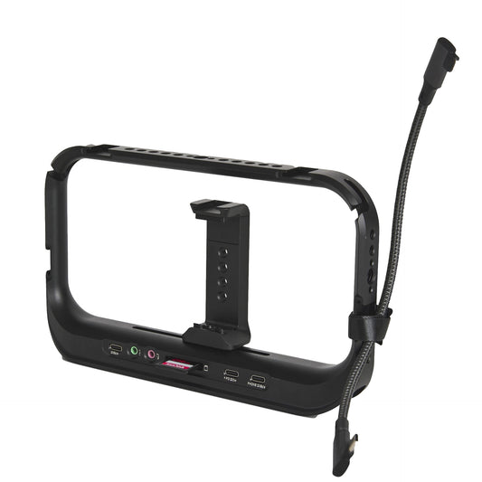 Schwarzer Kamerakäfig mit montierter Handyhalterung, Anschlüssen und angebrachtem flexiblen Schwanenhals, mit dem MOMENT Superflex Right-Angle USB-C auf USB-C Kabel 10 cm (240 Watt) auf weißem Hintergrund.