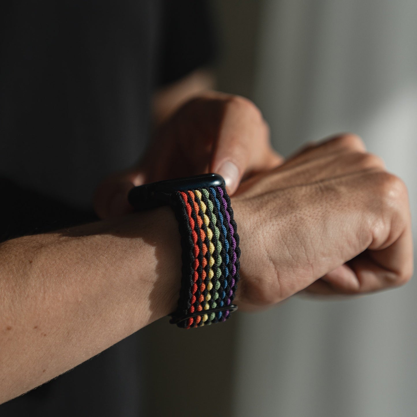 arktisband Apple Watch geflochtenes Flex Loop Pride Armband