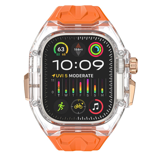 Das arktisband Apple Watch Armband "Armor Fusion" hat ein orangefarbenes Armband, ein durchsichtiges Gehäuse und zeigt farbige Fitness-, Wetter- und Musiksymbole.